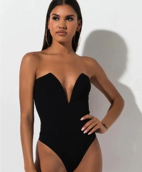 Sexy V Neck Sleeveless Tube Top Bodysuit
Leotard Strapless Black M