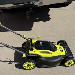 RYOBI 16 in. Cordless Battery Walk Behind Push Lawn Mower