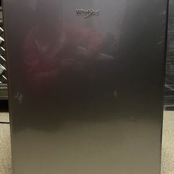 Whirlpool Compact Mini Fridge — Excellent Condition — Perfect for Office/Dorm/Studio