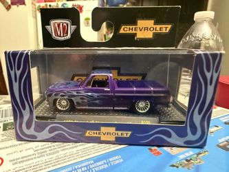 M2 1973 Chevrolet Cheyenne Super 10 R108 1:64 Scale