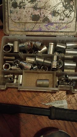 Mixed Socket Set in Plastic Case