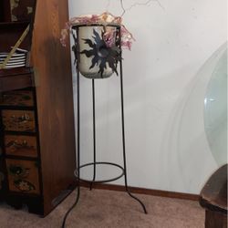 FREE STANDING CANDLE & Wrought Iron Sun Stand