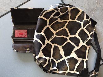 Dooney & Bourke matching set