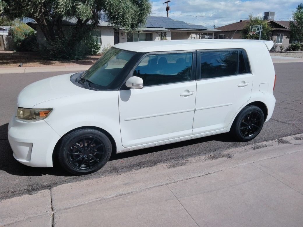 2010 Scion xB