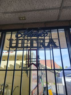 Michelob Ultra Neon Bar Sign