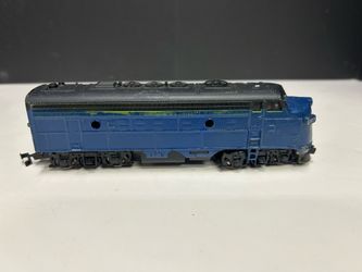 Bachmann HO Scale Train Set - Diesel Locomotive and Freight Cars