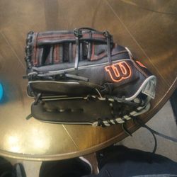 Left Handed Baseball Glove Brand New