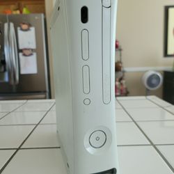 Xbox 360 Arcade Jasper 150W (Needs new laser)