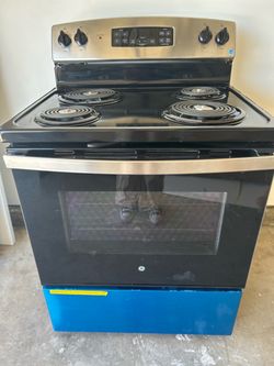 NEW GE Electric Range