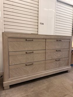 6 Drawer Dresser