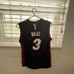 old version miami heat jersey M in kids