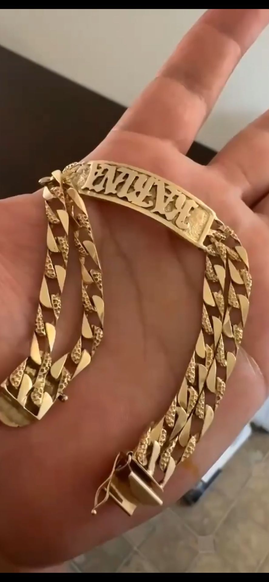 29 grams 14k gold bracelet