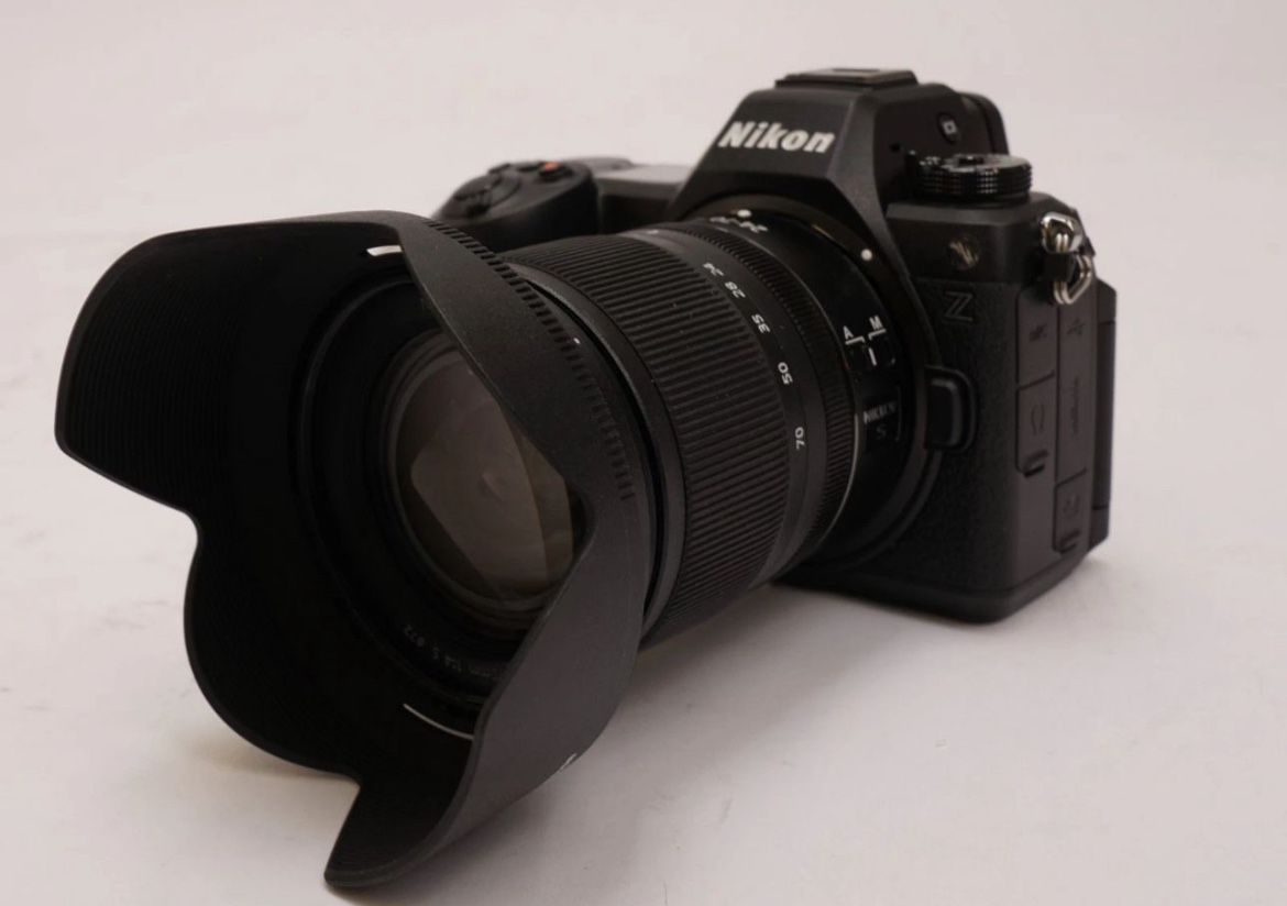 Nikon Z6III FX Mirrorless camera w/Z 24-70mm