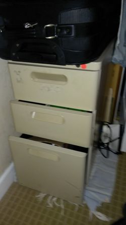 File cabinet