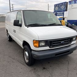 2003 FORD MOBILE DETAILING TRUCK WITH 110,000MILES WITH EVERYTHING INCLUDED /POWER WASHER /WATER TANK  /GENERATOR /LEAF BLOWER SHOP VAC/STEAMER/ IF YO