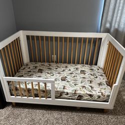 Crib / Toddler Bed Combo 