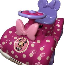 Minnie Mouse Car With Pink Bow 