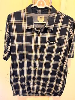 Vans men’s shirt (medium)
