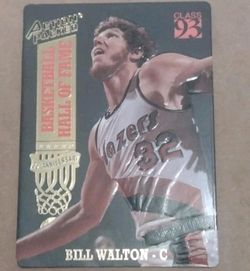 BRAND NEW!💯 BILL WALTON HALL OF FAME OLD SCHOOL PORTLAND TRAIL -BLAZERS BASKETBALL CARD WITH PROTECTIVE HARD CASE!🔥