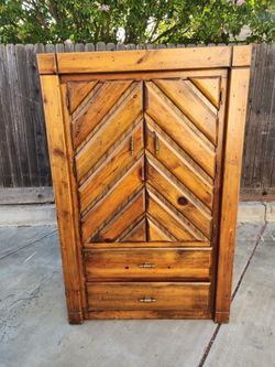 Dresser for Sale in Manteca