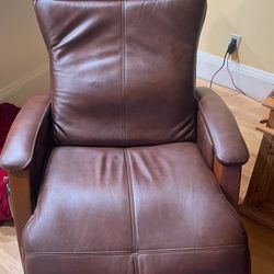 Chair recliner/ Hale Air Comfort 