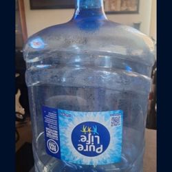 ** 5 GaLLoN WateR Bottles **