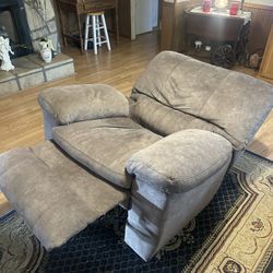 Beige Recliner 