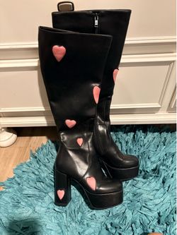 heart boots