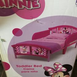 Minnie Mouse Brand New Toddler Bed 