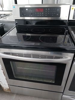 LG stainless steel glasstop stove - Free delivery