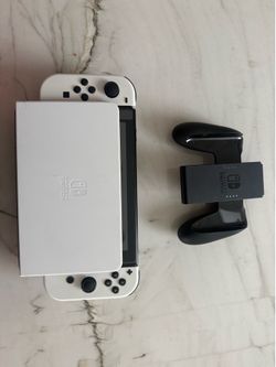 Nintendo Switch OLED (white)