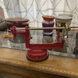 Back To Basics Apple Peeler B7