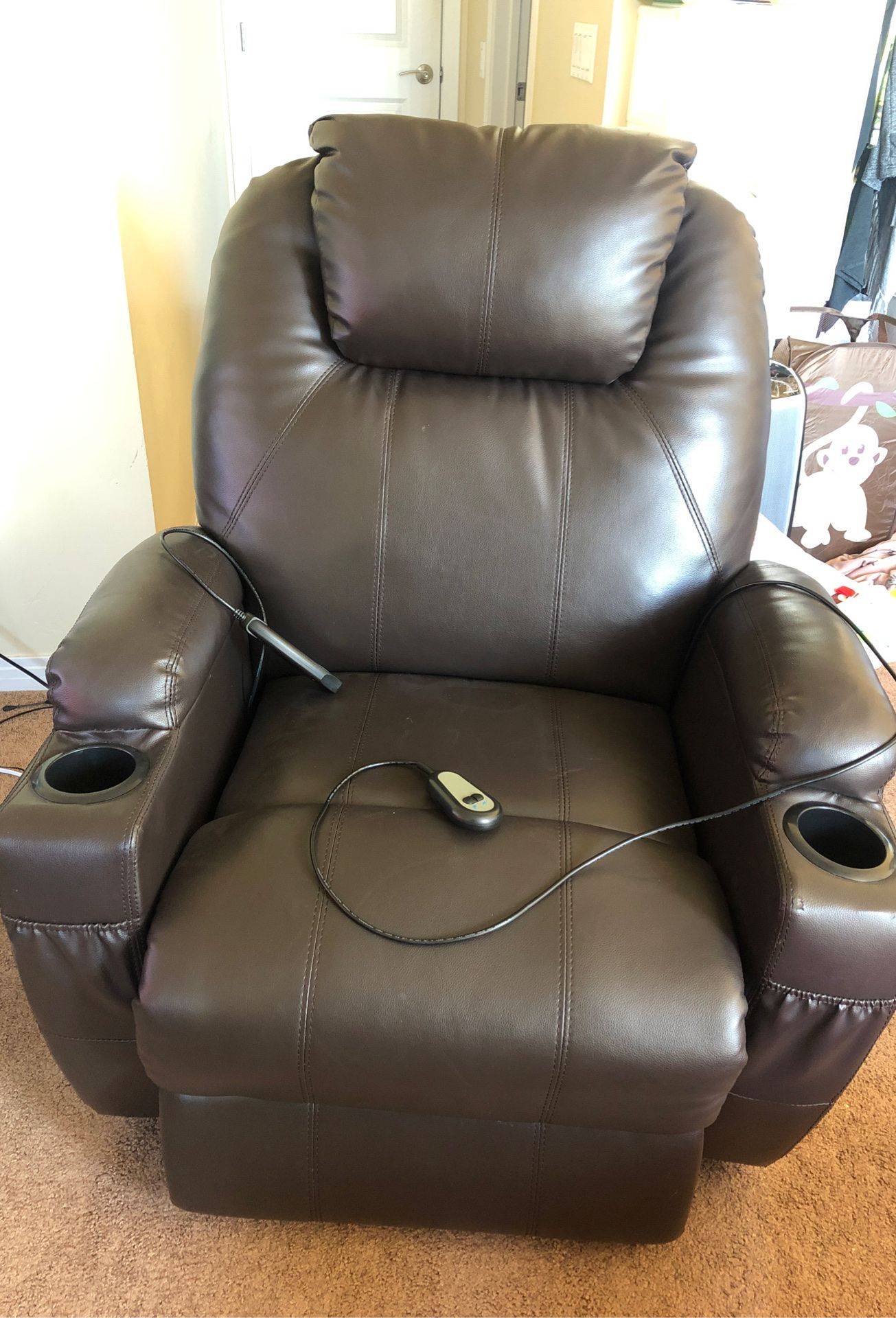 Electric height adjustable heat recliner