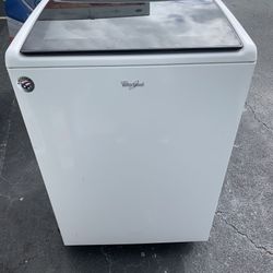 Whirlpool Washer And Dryer Set