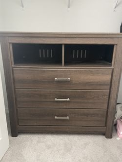 Dresser And Chest