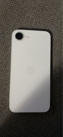 Apple iPhone 16 e– White