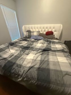 King sized bed
