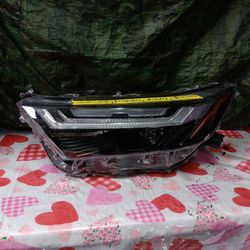 2022-23 Toyota Rav4 Left Headlight 