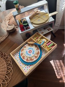 Melissa & Doug