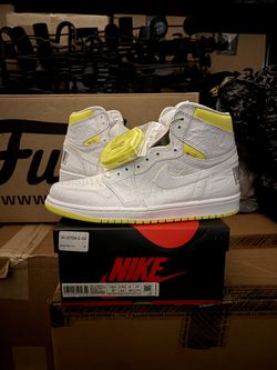 Jordan retro 1 size 9.5