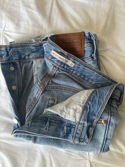Levi jeans