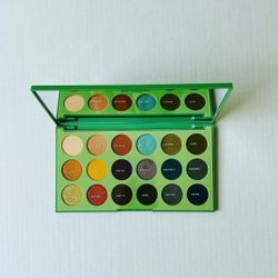 Morphe 18B Makin' Bank Artistry Palette