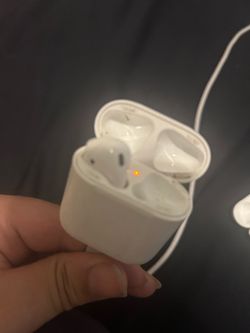 Apple AirPods 1st gen