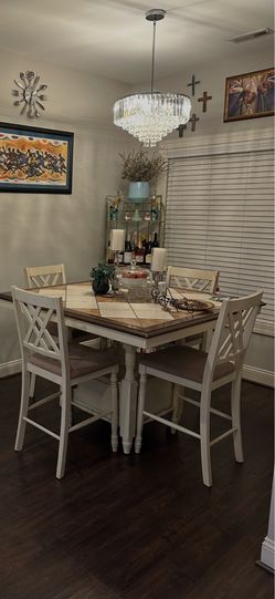 Dinning Set
