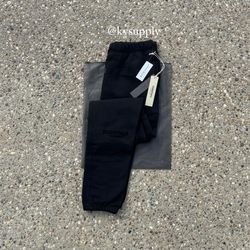 Black stretch limo essentials cuffed sweatpants