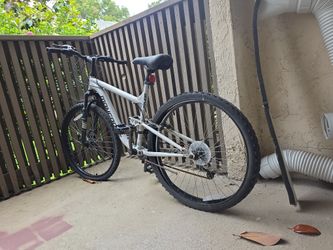 Mongoose Major Bike