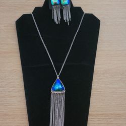 Multicolor Iridescent Set: Necklace And Earrings