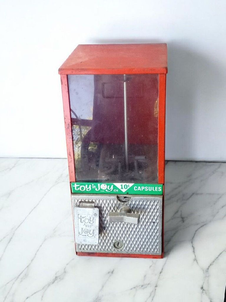 GUMBALL MACHINE VINTAGE TOY N JOY