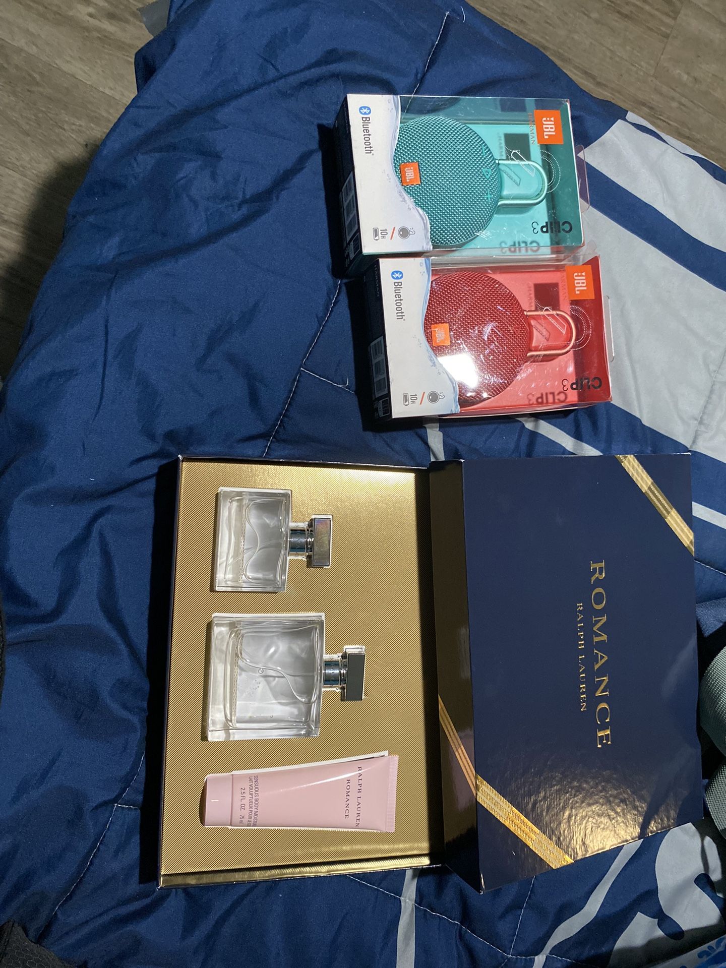 Ralph Lauren Perfume Set And Two Jbl Speakers