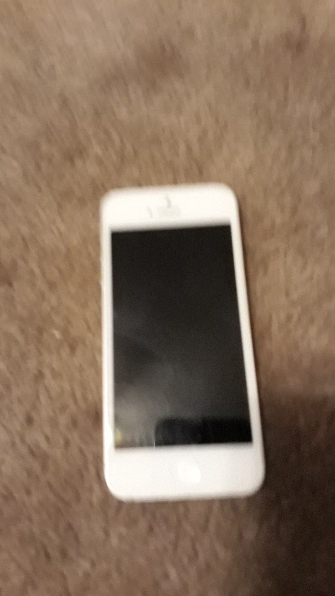 iPhone 5. AT&T. screen issue